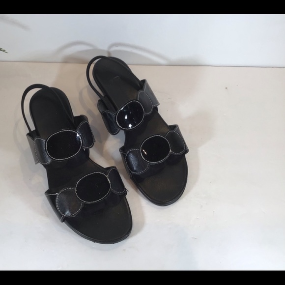 MUNRO BLACK CIRCLE SLINGBACK SANDALS SZ 6.5 - Picture 4 of 11